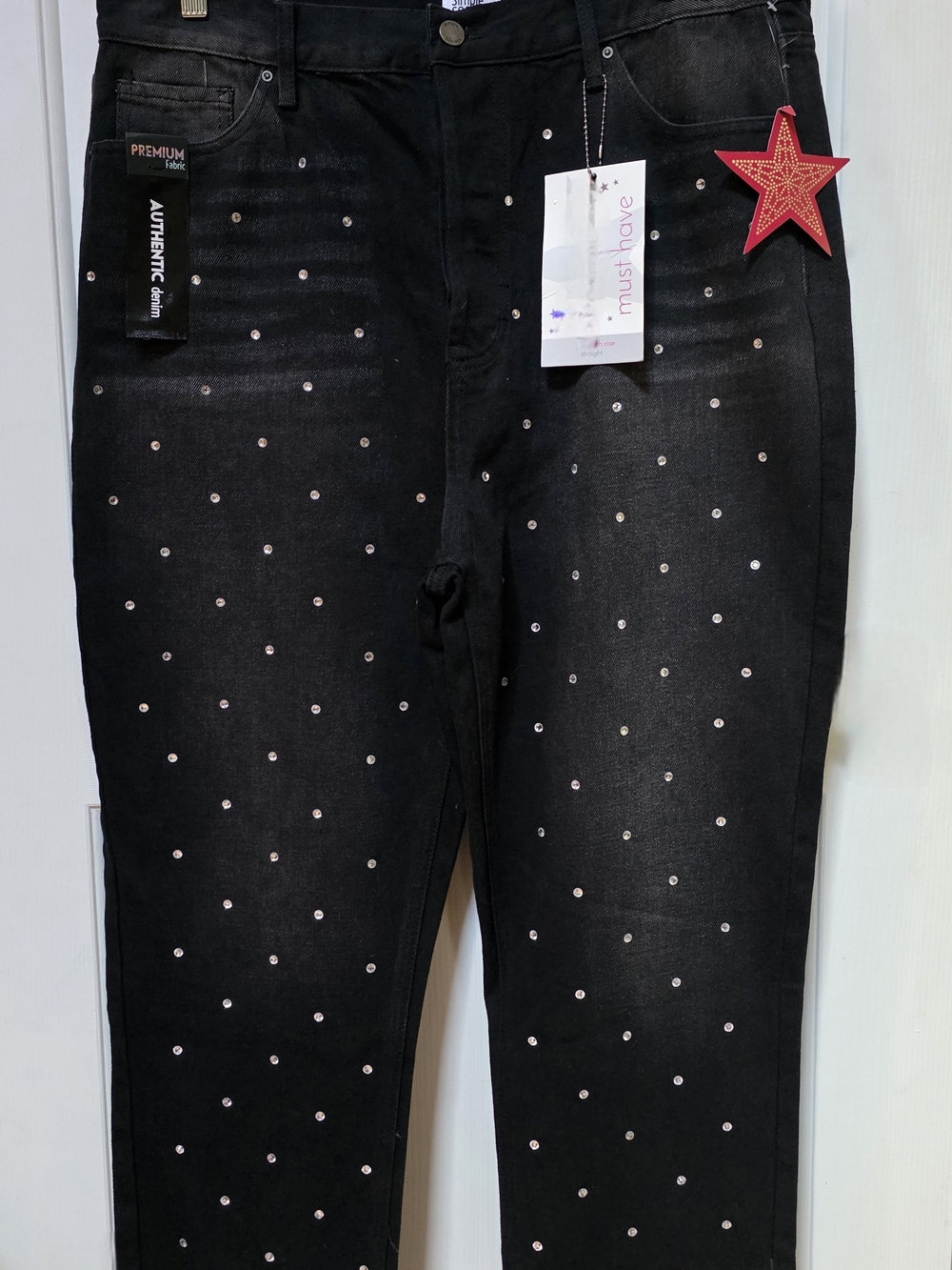 Simple Society Must Have Black Studded Women’s High Rise Jeans NWT